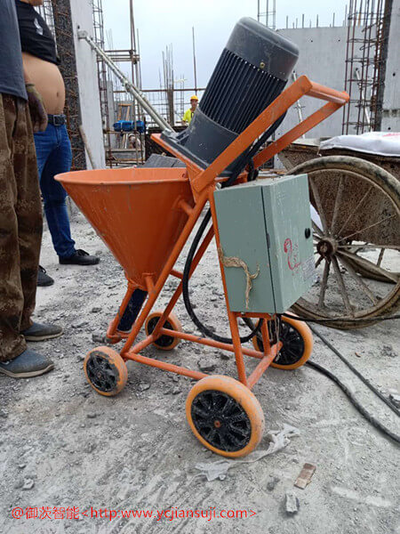 安徽李總對御茨智能供應(yīng)的電焊廠上專用的邁傳GV28-750-4-S齒輪減速馬達贊不絕口