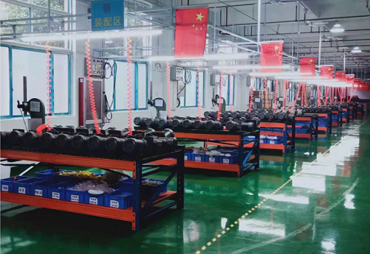 小型立式齒輪減速馬達生產(chǎn)中 (1).png