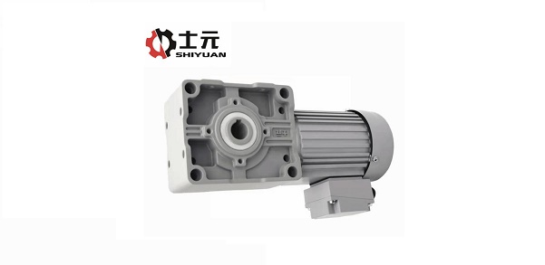 士元直角軸齒輪減速機(jī)，船舶設(shè)備，減速機(jī)廠家