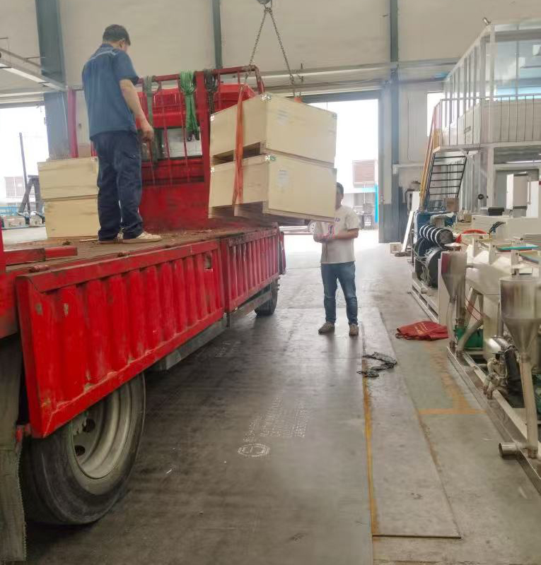 K系列直交軸減速機(jī)、K系列螺旋錐齒輪減速機(jī)、K系列減速機(jī)、K系列傘齒輪減速機(jī).jpg